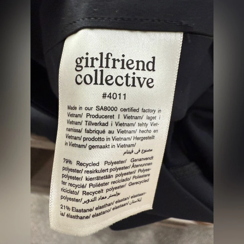 NWT GIRLFRIEND COLLECTIVE Black High-Rise Bike Short - Picture 10 of 10